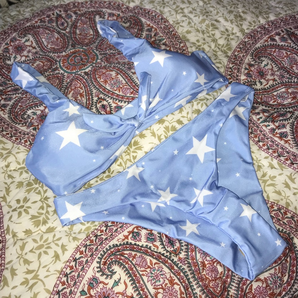 New star baiting suit